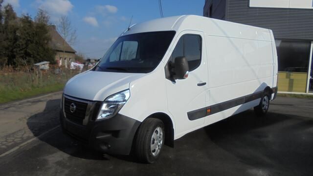 Wit Gebruikt 2023 Nissan NV400 Van | € 27.225 - Afbeelding 1/4