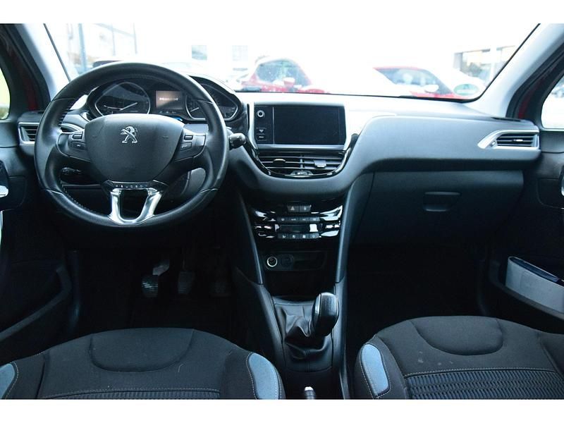 Occasion Peugeot 208 Allure 120 PK (88 kW) 2013 Rood Hatchback
