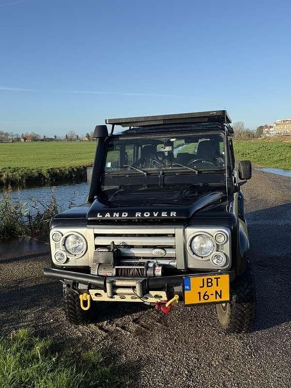 Occasion Land Rover Defender SE 122 PK (89 kW) 2008 Zwart Stationwagen