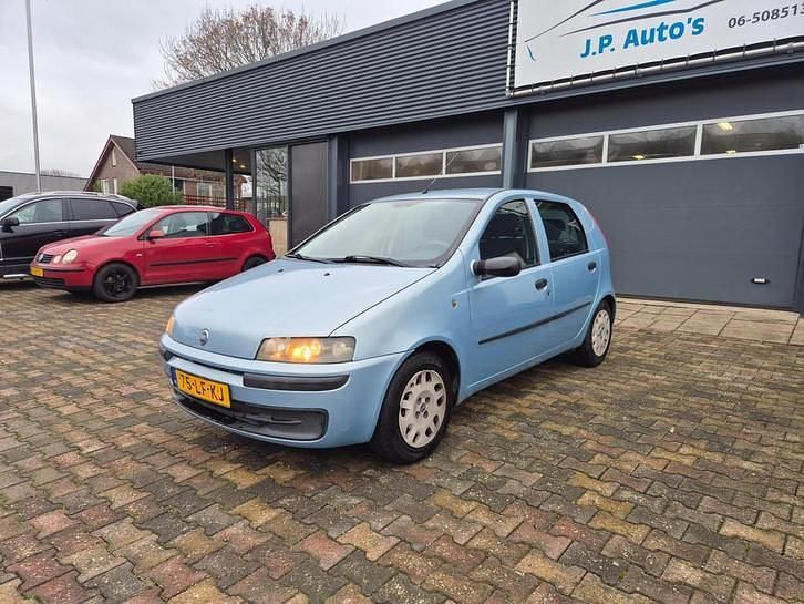 Blauw Gebruikt 2002 Fiat Punto Hatchback | € 950 (Eerlijke prijs) - Afbeelding 1/4