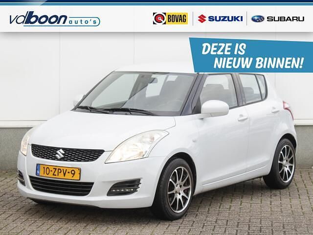 Wit Gebruikt 2013 Suzuki Swift Hatchback | € 5.950 (Eerlijke prijs) - Afbeelding 1/4