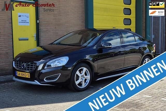 Zwart Gebruikt 2010 Volvo S60 Sedan | € 8.850 (Eerlijke prijs) - Afbeelding 1/4