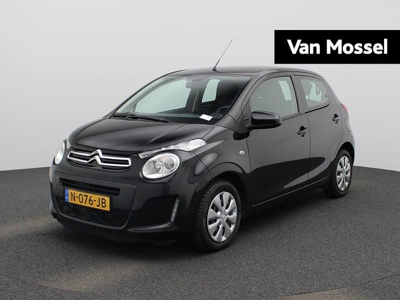 Zwart Gebruikt 2021 Citroën C1 Feel Hatchback | € 10.400 (Eerlijke prijs) - Afbeelding 1/4
