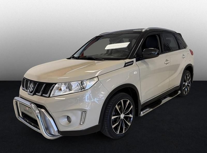Bruin Gebruikt 2017 Suzuki Vitara Exclusive SUV | € 18.250 (Eerlijke prijs) - Afbeelding 1/4