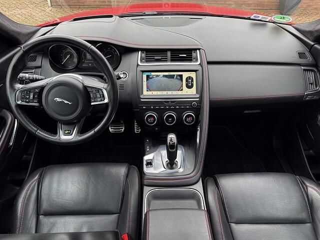 Occasion Jaguar E-Pace First Edition 249 PK (183 kW) 2018 Rood (metallic) SUV