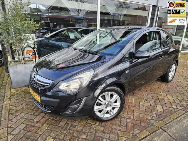 Zwart Gebruikt 2014 Opel Corsa Hatchback | € 6.750 (Duur) - Afbeelding 1/4