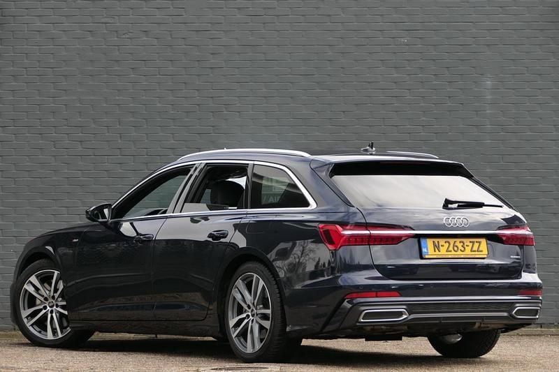 Occasion Audi A6 S-Line 299 PK (219 kW) 2022 Blauw Stationwagen