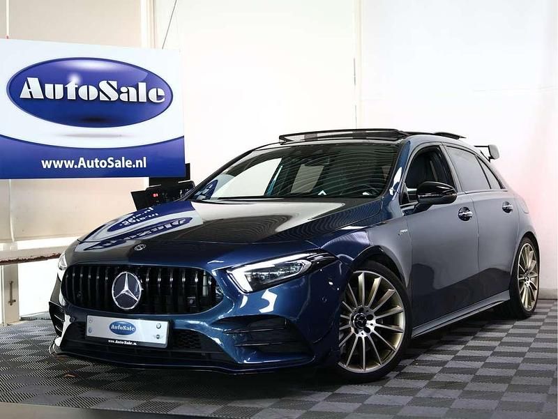Blauw Gebruikt 2019 Mercedes A35 AMG Premium Hatchback | € 32.944 (Goede deal) - Afbeelding 1/4