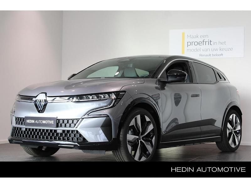 Gris schiste / noir etoile Gebruikt 2024 Renault Mégane Komfort Hatchback | € 29.950 (Eerlijke prijs) - Afbeelding 1/4