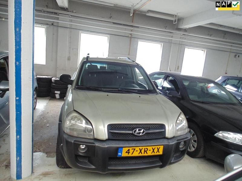 Grijs Gebruikt 2007 Hyundai Tucson Dynamiq SUV | € 3.999 (Eerlijke prijs) - Afbeelding 1/4