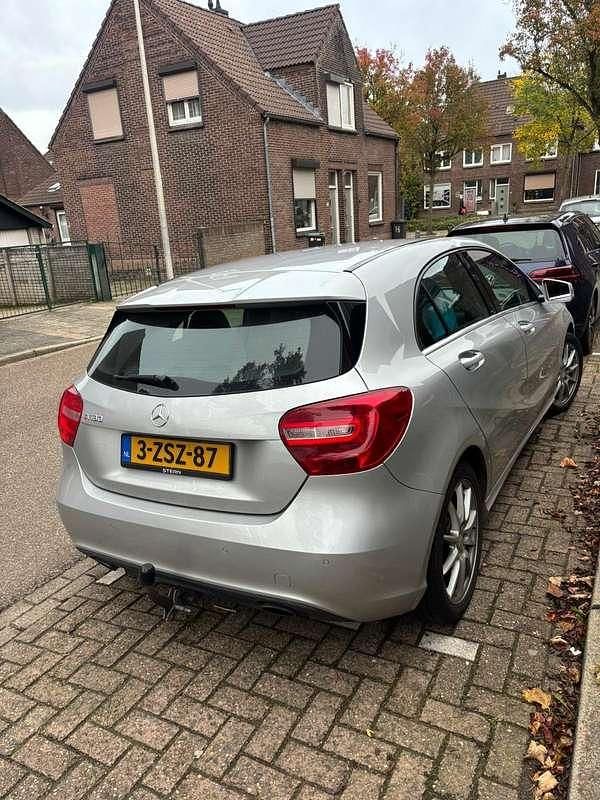 Gebruikt 2013 Mercedes A180 Sedan | € 8.000 (Goede deal) - Afbeelding 1/4