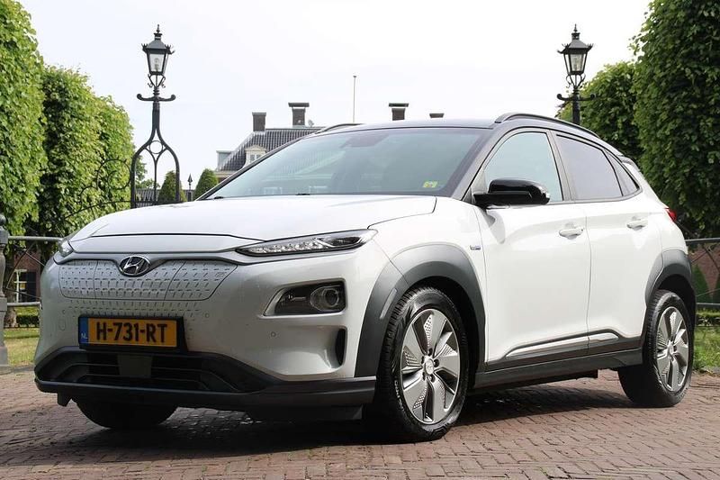 Wit Gebruikt 2020 Hyundai Kona Premium SUV | € 16.300 (Eerlijke prijs) - Afbeelding 1/4