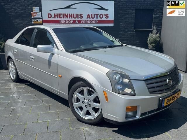 Grijs Gebruikt 2004 Cadillac CTS Sedan | € 2.250 - Afbeelding 1/4