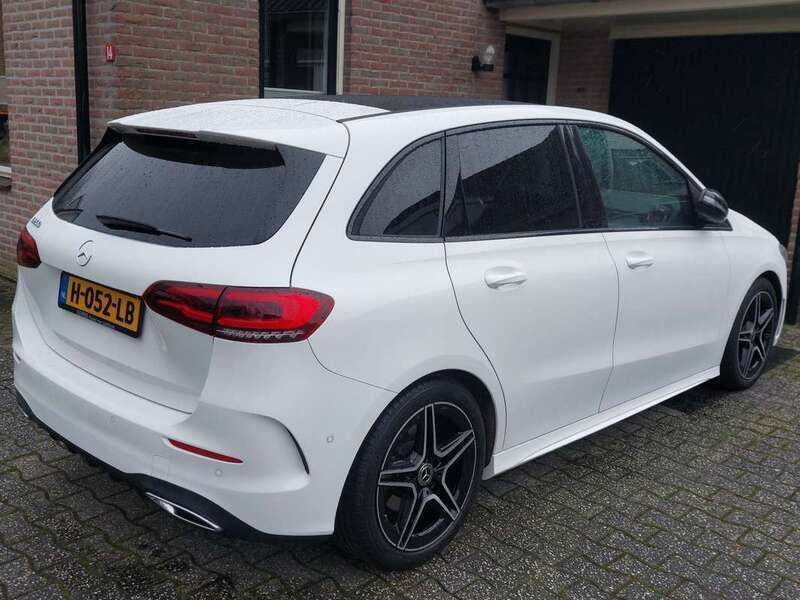 Wit Gebruikt 2020 Mercedes B200 Business MPV | € 23.950 (Super prijs) - Afbeelding 1/4