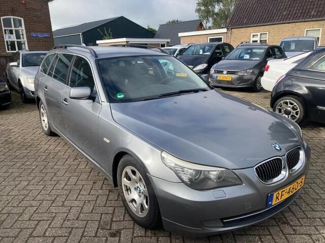 Occasion BMW 525 Executive 211 PK (155 kW) 2009 Grijs, metallic lak Stationwagen