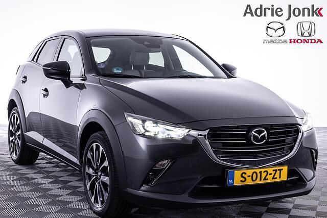 Grijs Gebruikt 2021 Mazda CX-3 Inclusive SUV | € 21.939 (Eerlijke prijs) - Afbeelding 1/4
