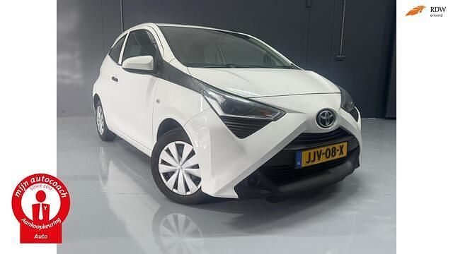 Wit Gebruikt 2019 Toyota Aygo Hatchback | € 4.900 (Super prijs) - Afbeelding 1/4