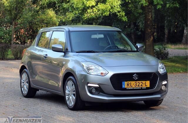 Grijs Gebruikt 2018 Suzuki Swift Hatchback | € 11.999 (Eerlijke prijs) - Afbeelding 1/4