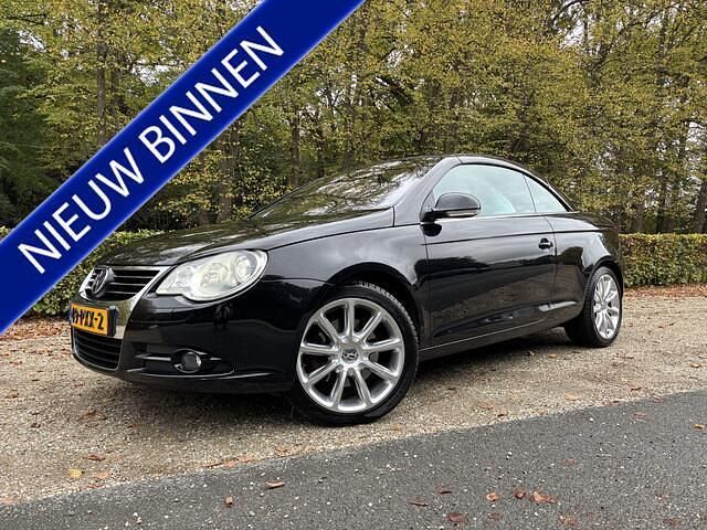 Zwart Gebruikt 2006 VW Eos Cabriolet | € 1.999 - Afbeelding 1/4