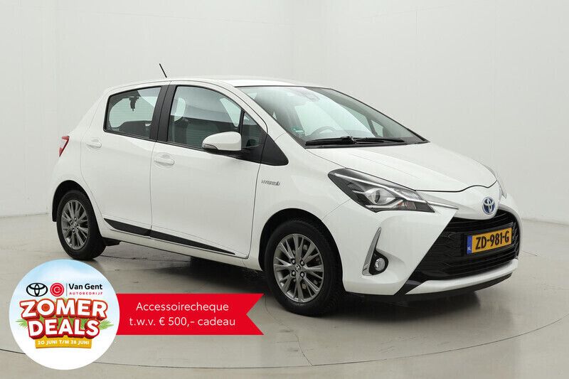 Wit Gebruikt 2017 Toyota Yaris Hybrid Design Hatchback | € 15.999 (Iets duurder) - Afbeelding 1/4