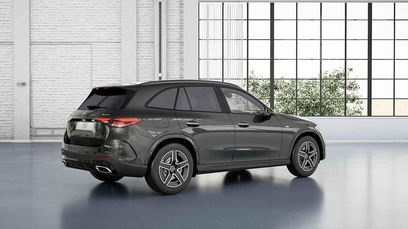 Grijs Nieuw 2025 Mercedes GLC400d Sport Edition SUV | € 79.192 (Super prijs) - Afbeelding 1/3