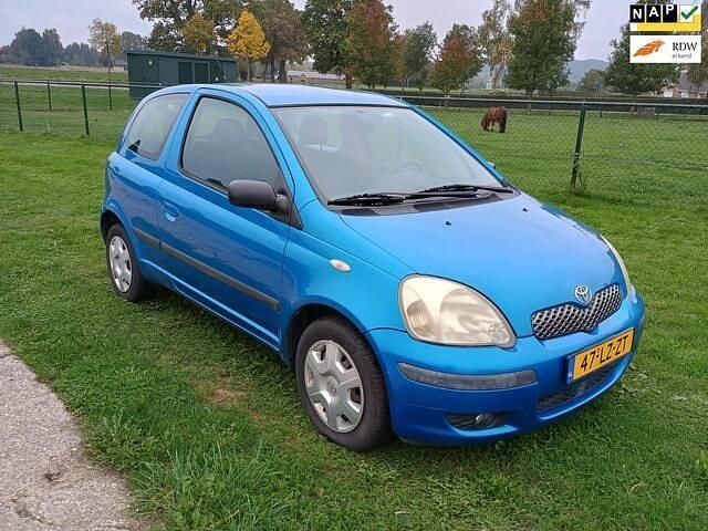 Occasion Toyota Yaris Luna 87 PK (63 kW) 2003 Blauw Hatchback
