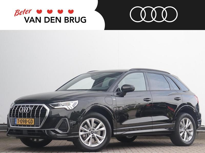 Zwart Gebruikt 2023 Audi Q3 S-Line SUV | € 34.695 - Afbeelding 1/3