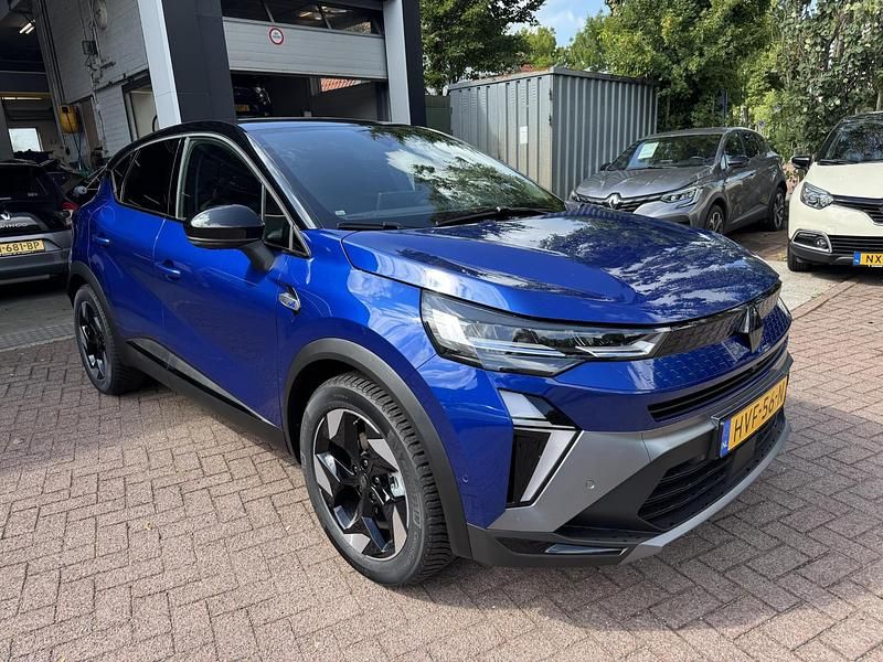 Nieuw Renault Captur Esprit Alpine 143 PK (105 kW) 2025 Blauw SUV