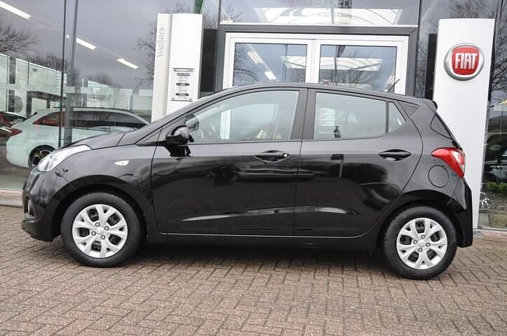 Occasion Hyundai i10 67 PK (49 kW) 2016 Zwart Hatchback