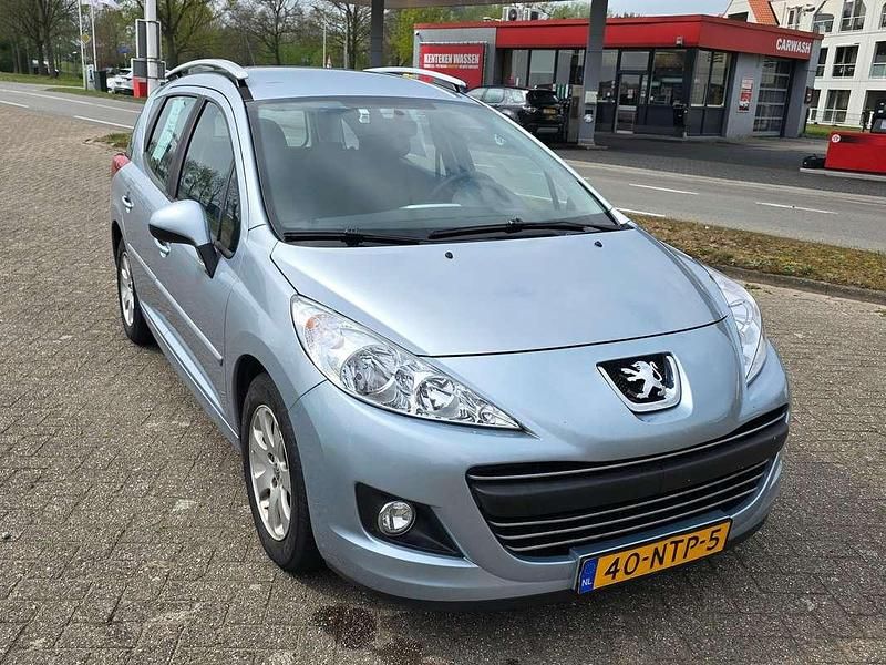 Blauw Gebruikt 2010 Peugeot 207 Stationwagen | € 1.950 (Eerlijke prijs) - Afbeelding 1/4