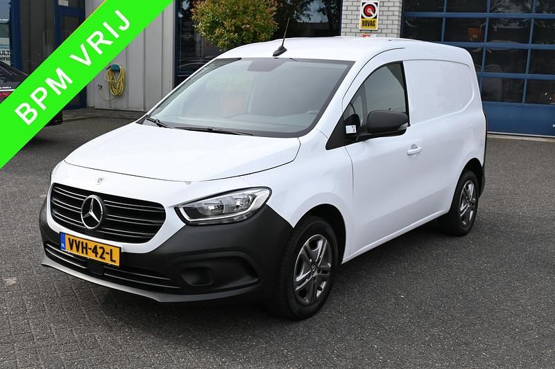 Wit Gebruikt 2023 Mercedes Citan 108 Van | € 14.500 (Goede deal) - Afbeelding 1/4