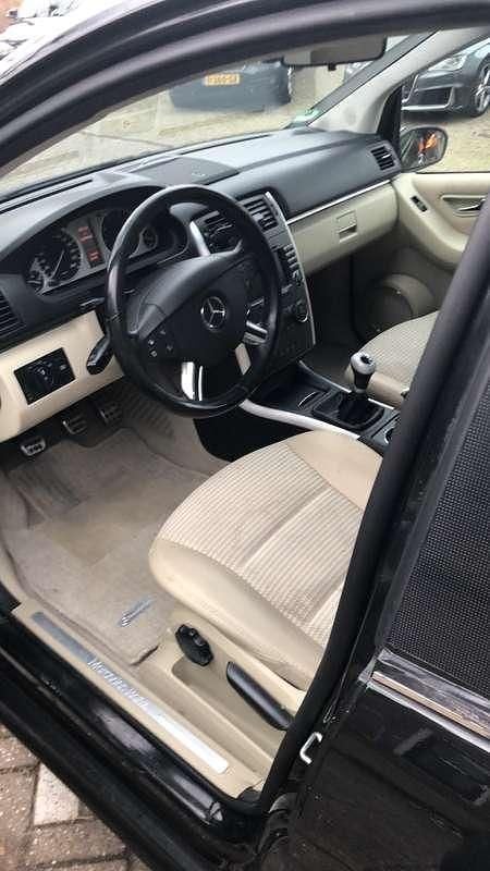 Occasion Mercedes E200 193 PK (141 kW) 2005 Zwart Stationwagen