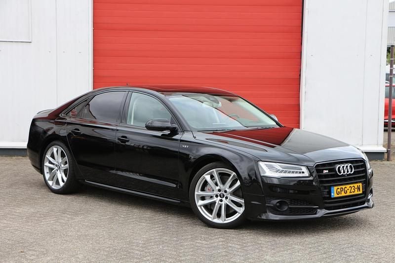 Zwart Gebruikt 2017 Audi S8 plus Design Sedan | € 49.950 - Afbeelding 1/4