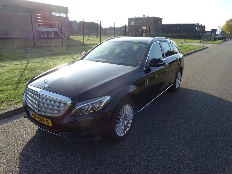 Zwart Gebruikt 2015 Mercedes C350 Edition Stationwagen | € 12.995 (Super prijs) - Afbeelding 1/4