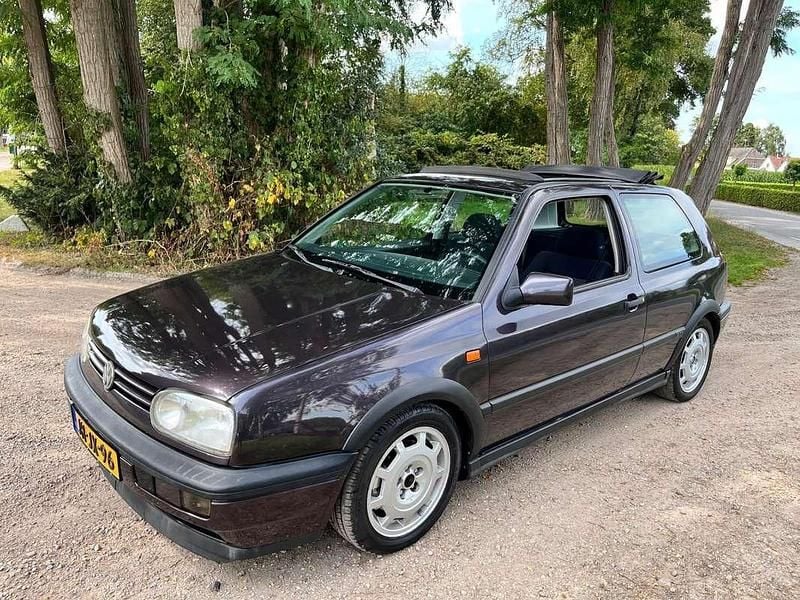 Paars Gebruikt 1994 VW Golf III GTI Hatchback | € 4.500 - Afbeelding 1/4