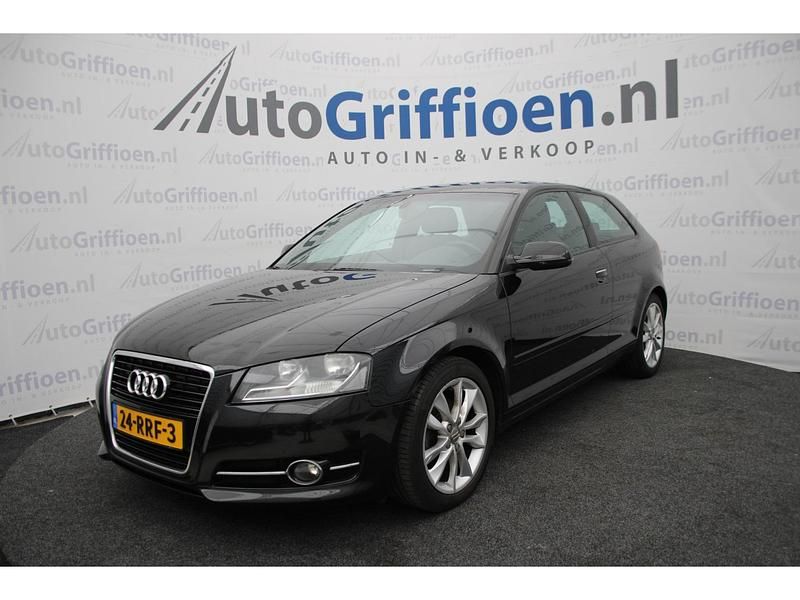 Zwart Gebruikt 2011 Audi A3 Ambition Hatchback | € 5.290 (Eerlijke prijs) - Afbeelding 1/4