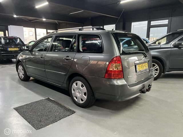 Occasion Toyota Corolla Terra 110 PK (80 kW) 2005 Grijs Stationwagen