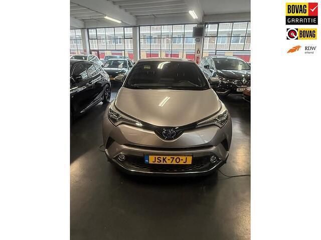 Grijs Occasion 2019 Toyota C-HR SUV | € 20.950 (Eerlijke prijs) - Afbeelding 1/4