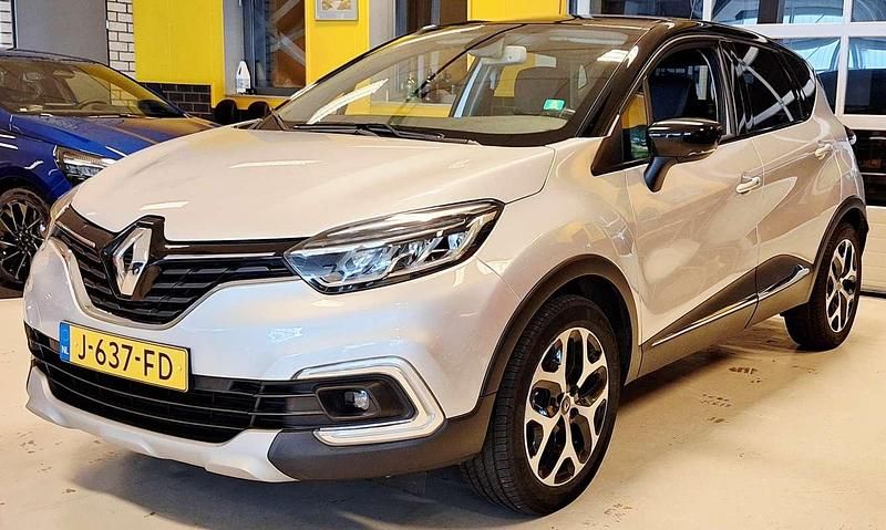 Zilver Occasion 2019 Renault Captur Bose Edition SUV | € 11.950 (Eerlijke prijs) - Afbeelding 1/4