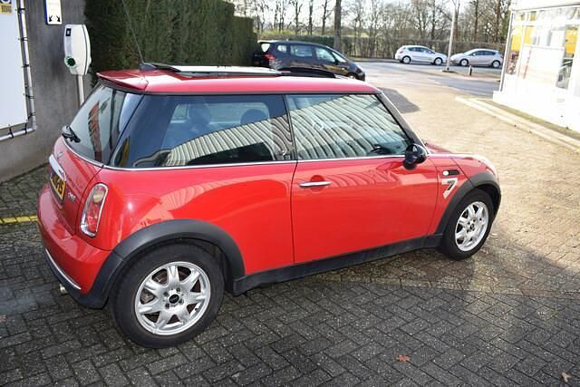 Occasion Mini ONE Seven 90 PK (66 kW) 2006 Rood Hatchback