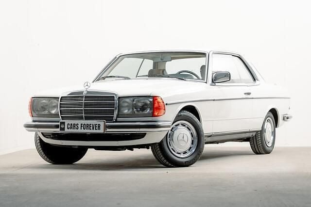 Wit Gebruikt 1979 Mercedes 230 Coupé | € 15.950 - Afbeelding 1/4