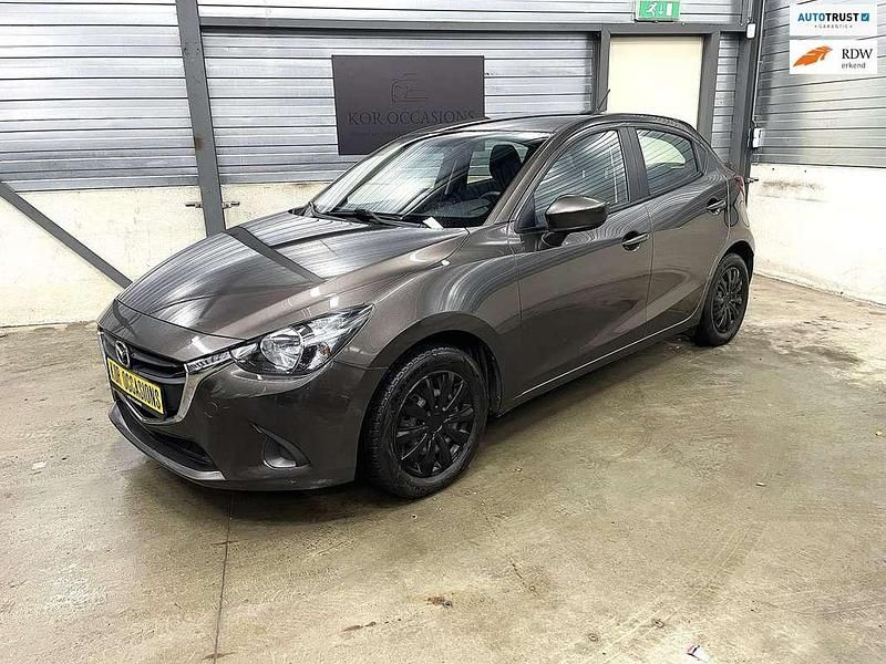 Occasion Mazda 2 75 PK (55 kW) 2015 Grijs (metallic) Hatchback