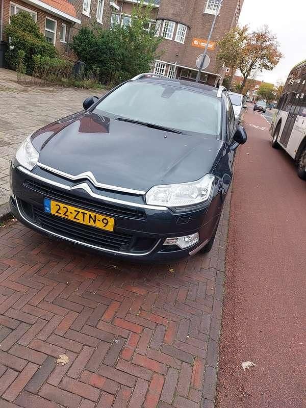 Blauw Gebruikt 2013 Citroën C5 Business Class Stationwagen | € 4.500 (Duur) - Afbeelding 1/4