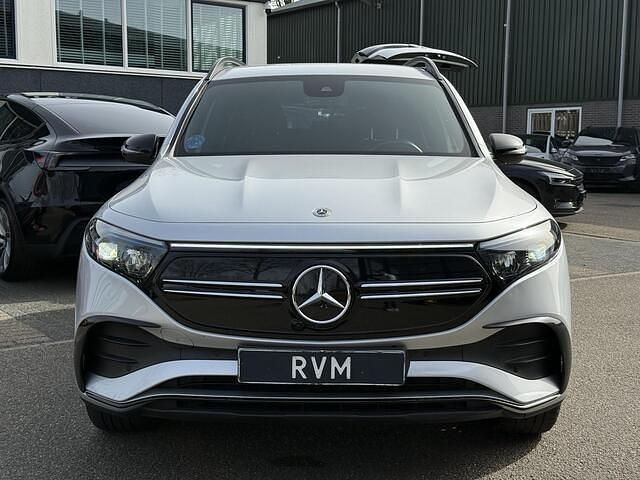 Occasion Mercedes EQB250+ AMG line 139 kW (190 PK) 2024 Zilver SUV