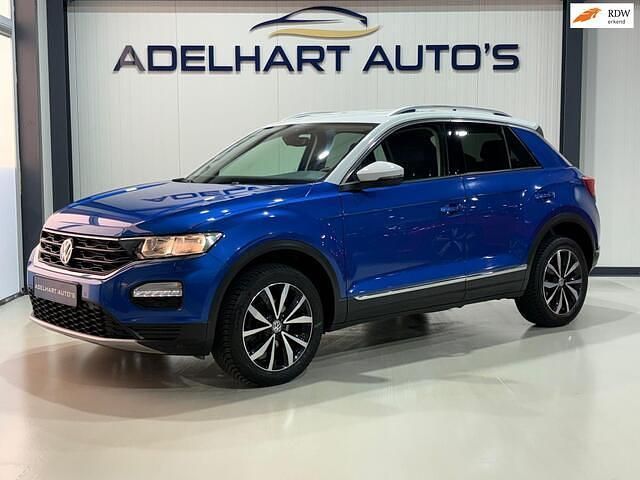 Blauw Occasion 2019 VW T-Roc Style SUV | € 16.950 (Super prijs) - Afbeelding 1/4