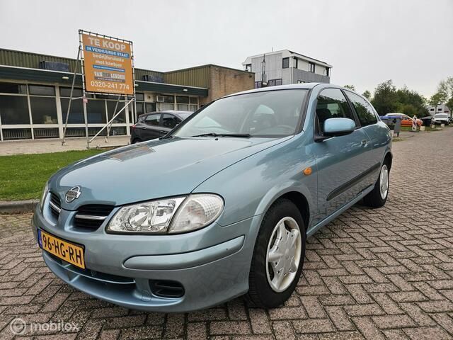 Occasion Nissan Almera 114 PK (83 kW) 2001 Groen Hatchback
