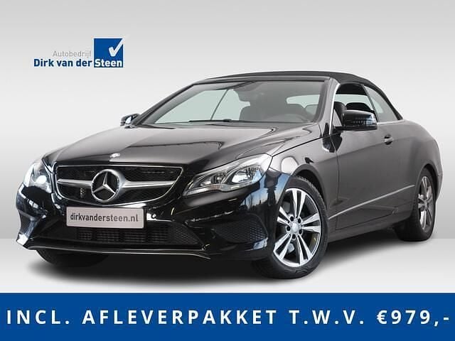 Zwart (metallic) Gebruikt 2014 Mercedes E250 Prestige Cabriolet | € 21.950 (Eerlijke prijs) - Afbeelding 1/4