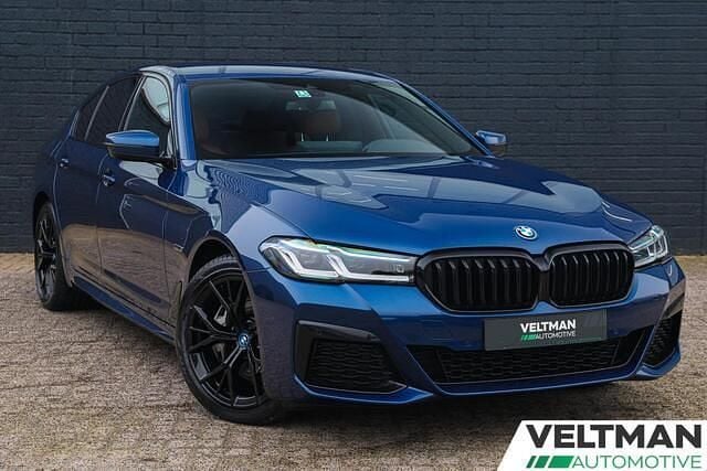 Occasion BMW 545e M Sport 393 PK (289 kW) 2023 Blauw Sedan