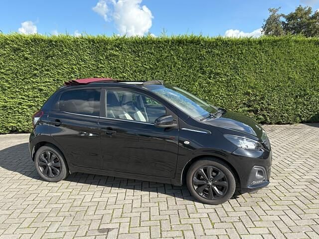 Zwart (metallic) Occasion 2017 Peugeot 108 Active Top Cabriolet | € 6.900 (Eerlijke prijs) - Afbeelding 1/4
