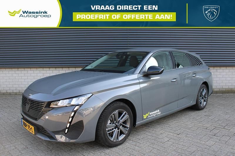 Grijs metallic Gebruikt 2025 Peugeot 308 Business-Line Stationwagen | € 32.900 (Iets duurder) - Afbeelding 1/4